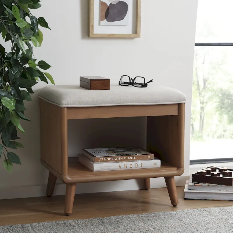 Banc à étagères ouvertes avec coussin
