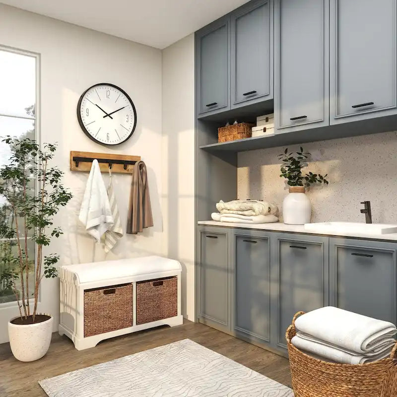 Banc de rangement en bois avec paniers en jacinthe d'eau brune et coussin d'assise